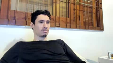 Snapshot of moderdelier chatting on 11, 12, 2024 DigBreed online show from 11, 12, 2024