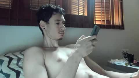 Snapshot of moderdelier chatting on 13, 12, 2024 DigBreed online show from 13, 12, 2024