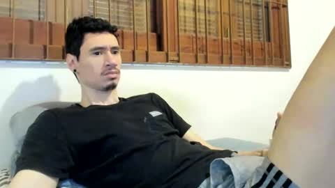 Snapshot of moderdelier chatting on 30, 12, 2024 DigBreed online show from 30, 12, 2024