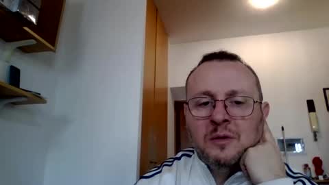 Snapshot of modesto1969 chatting on 4, 12, 2024 modesto1969 online show from 4, 12, 2024