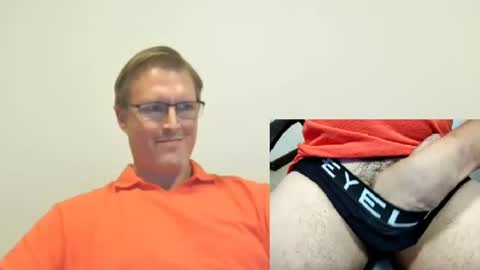 Snapshot of moe_001 chatting on 7, 3, 2025 Moe online show from 7, 3, 2025