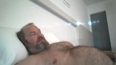 Snapshot of mofu781s chatting on 21, 10, 2025 mofu781s online show from 21, 10, 2025