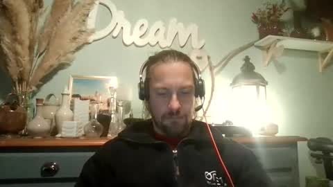 Julien online show from 12, 1, 2026