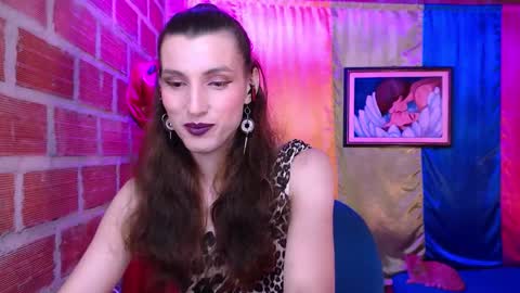 Snapshot of moira_hot chatting on 11, 10, 2025 moira_hot online show from 11, 10, 2025