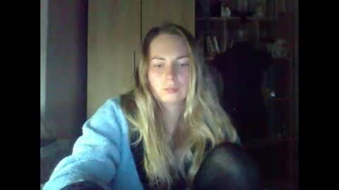 Snapshot of molly971345 chatting on 14, 3, 2026 molly971345 online show from 14, 3, 2026