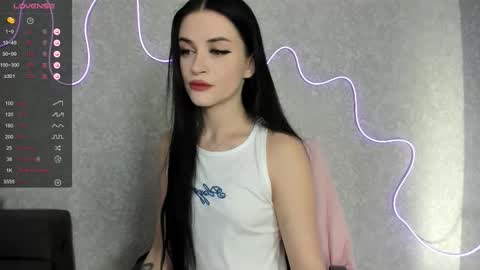 Molly - online show from 18, 10, 2025