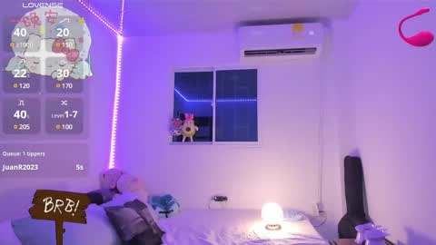 Snapshot of molly_g18 chatting on 12, 2, 2025 MARIANA online show from 12, 2, 2025