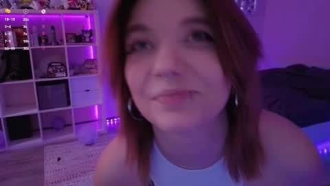 Snapshot of molly_mee chatting on 16, 12, 2025 Molly online show from 16, 12, 2025