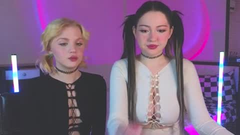 molly_millerr online show from 11, 3, 2025