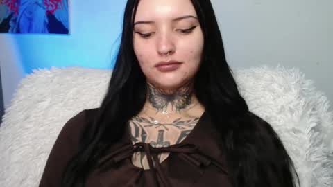 Snapshot of molly_montanaaa chatting on 11, 10, 2025 Lina online show from 11, 10, 2025