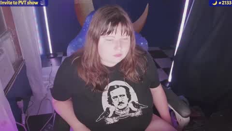 molly_moons online show from 9, 9, 2025