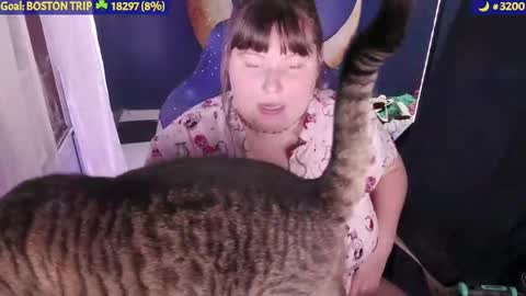 molly_moons online show from 23, 9, 2025