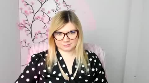 Molly online show from 11, 1, 2026