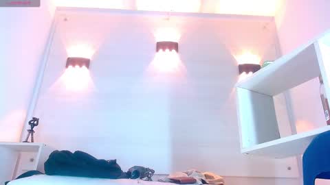 Snapshot of molly_spears chatting on 2, 2, 2025 Molly Spears online show from 2, 2, 2025