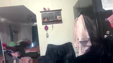 Snapshot of molly_theslut chatting on 23, 3, 2026 molly_theslut online show from 23, 3, 2026