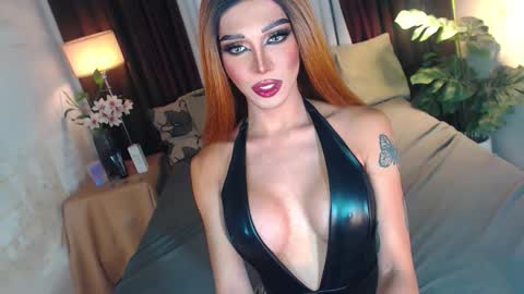 Snapshot of mollycummers chatting on 27, 10, 2025 Molly online show from 27, 10, 2025