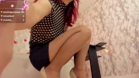 Molly Evanss online show from 26, 2, 2025