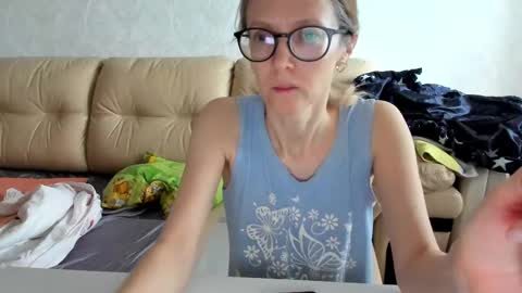 AngelMomm online show from 19, 2, 2025