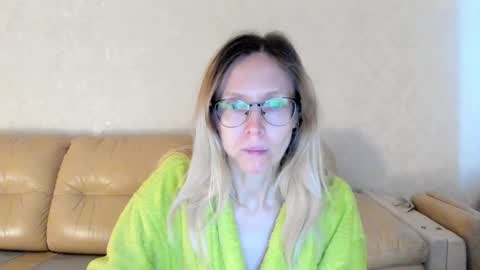 AngelMomm online show from 25, 2, 2025