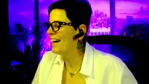 Snapshot of mollysun chatting on 3, 3, 2026 MollySun Nina Randmann online show from 3, 3, 2026