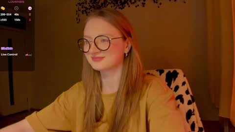 mollytucker online show from 1, 4, 2026