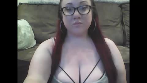 mommies_mooseknuckle online show from 14, 9, 2025