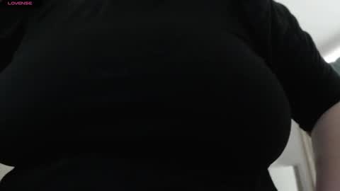 Daphne  online show from 15, 10, 2025