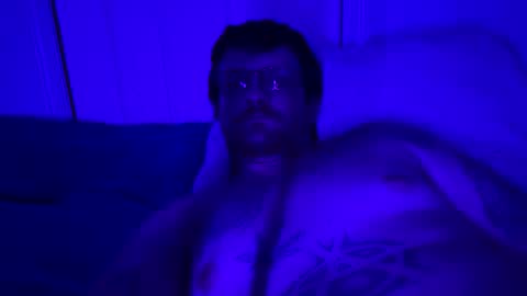 Snapshot of mommyndaddyplaytime chatting on 8, 2, 2026 mommyndaddyplaytime online show from 8, 2, 2026