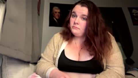 Snapshot of mommyndaddyplaytime chatting on 5, 3, 2026 mommyndaddyplaytime online show from 5, 3, 2026