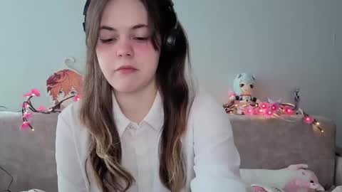 Snapshot of momomochi_ chatting on 21, 3, 2026 Momo online show from 21, 3, 2026