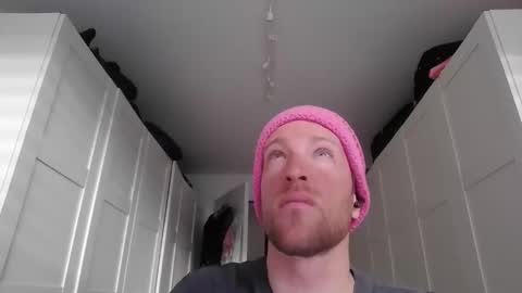 moms_little_monster online show from 3, 12, 2025