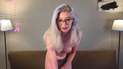 Mona online show from 20, 1, 2025