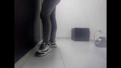 monalia17 online show from 4, 2, 2026