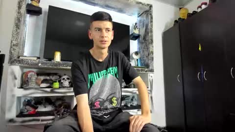 Snapshot of monarquia_ chatting on 10, 3, 2026 nicolas online show from 10, 3, 2026