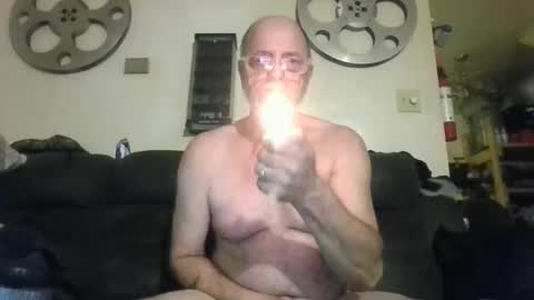 mondaymonday online show from 1, 1, 2025