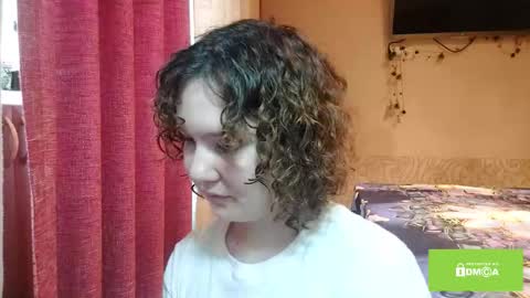 Hello world im Eva D glad to see u here all D online show from 25, 3, 2026