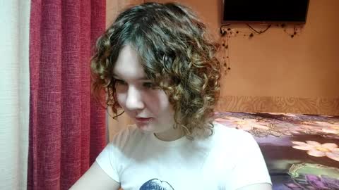 Hello world im Eva D glad to see u here all D online show from 5, 4, 2026