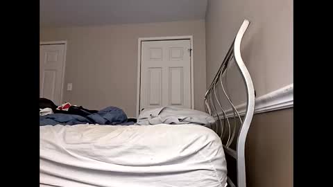 moneyboysaveg548 online show from 18, 2, 2026