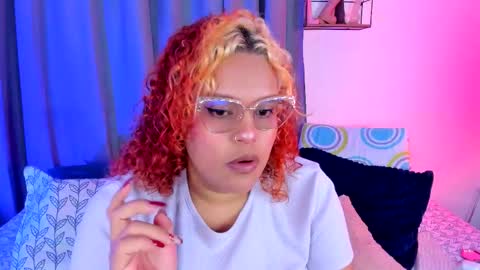 aleja      independent model       online show from 2, 3, 2026