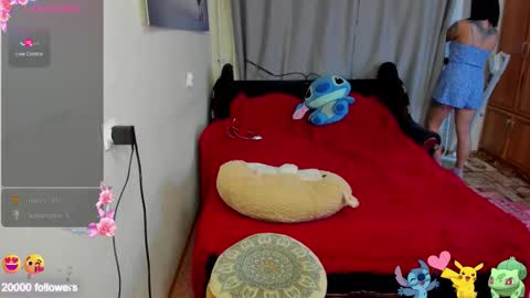 Snapshot of monica_elder chatting on 22, 10, 2025 Monica Elder online show from 22, 10, 2025