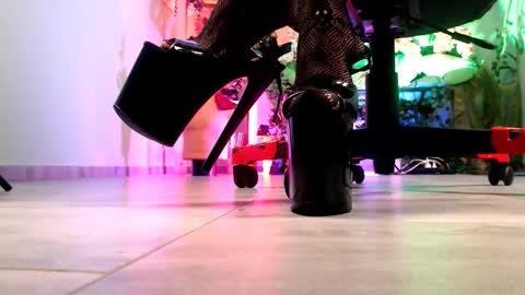 Snapshot of monicamaxwel chatting on 11, 10, 2025 Monika online show from 11, 10, 2025