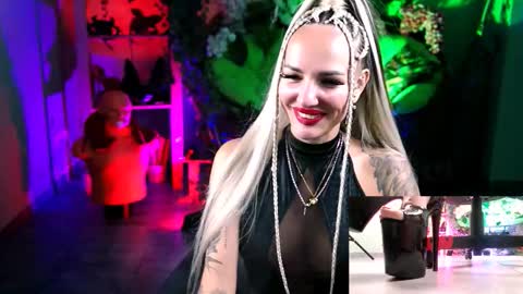 Snapshot of monicamaxwel chatting on 18, 10, 2025 Monika online show from 18, 10, 2025