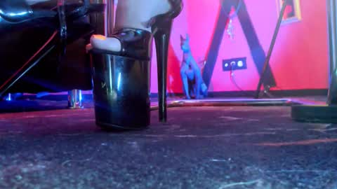 Monika online show from 16, 2, 2026