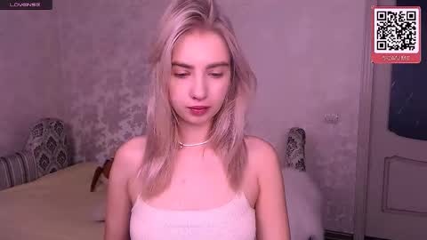 monicamoonlight online show from 4, 10, 2025