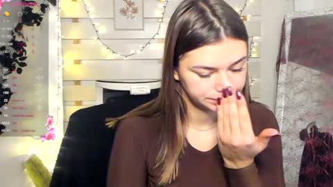 Monika online show from 4, 11, 2025