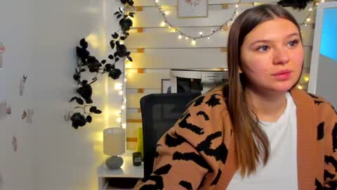 Snapshot of monika_youu chatting on 16, 2, 2026 Monika online show from 16, 2, 2026