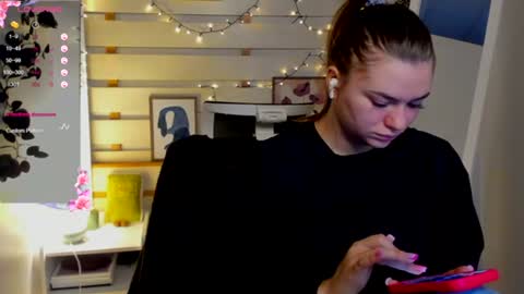 Snapshot of monika_youu chatting on 27, 2, 2026 Monika online show from 27, 2, 2026