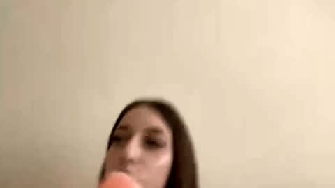 Stella Wormy online show from 1, 2, 2026