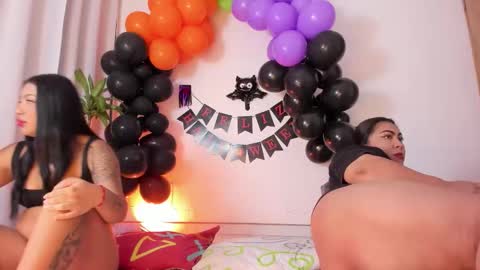 monikk__harrison online show from 28, 10, 2025