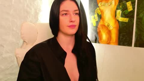 Snapshot of monique_a chatting on 22, 9, 2025 Ask me online show from 22, 9, 2025